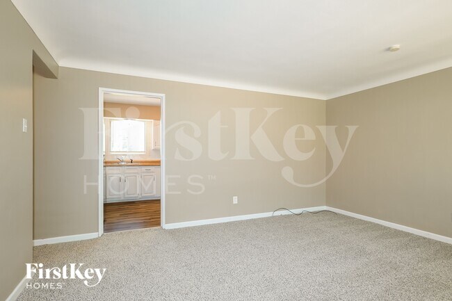 Photo - 170 Calbreath Ct