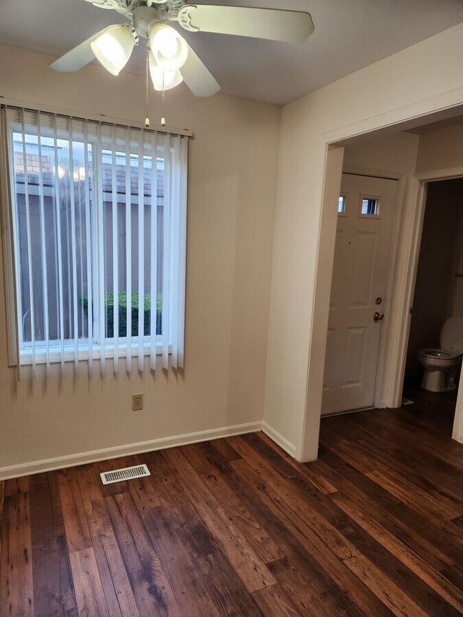 Photo - 6146 Coach House Dr