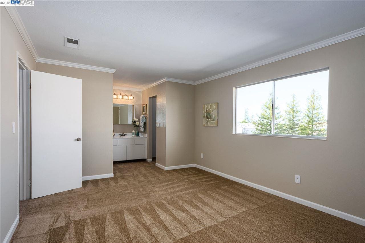 Photo - 726 Saint Michael Cir