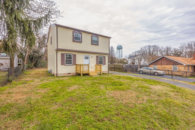 Photo - 9202 Douglas St