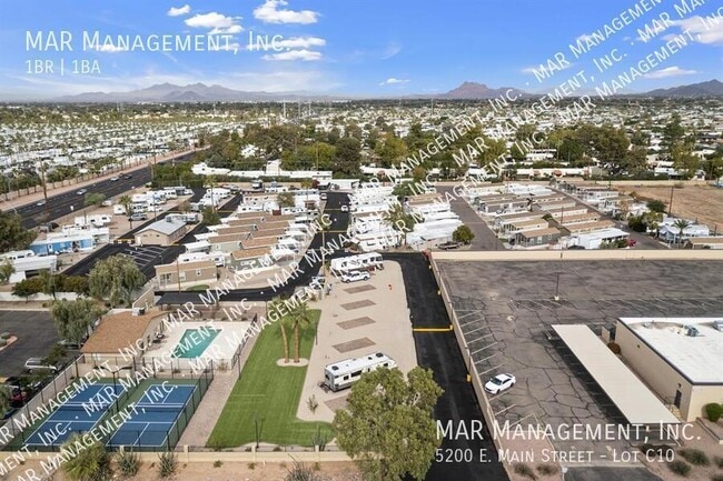 Photo - 5200 E Main St