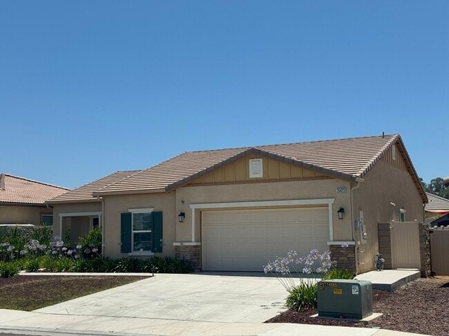 Beautiful Single Story House in New commun... - Beautiful Single Story House in New commun...