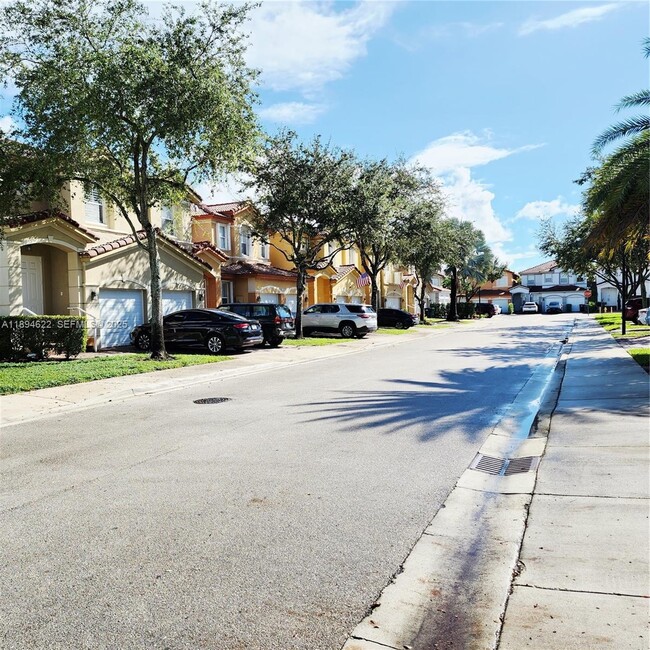 Photo - 10955 NW 87th Ln