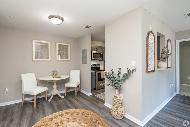 Riverwood Apartments