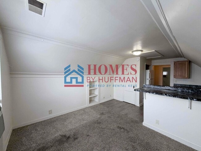 Photo - 202 E Missouri St Unidad B