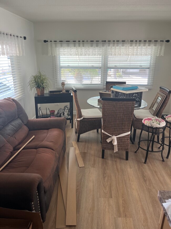 Photo - 4841 92nd St N