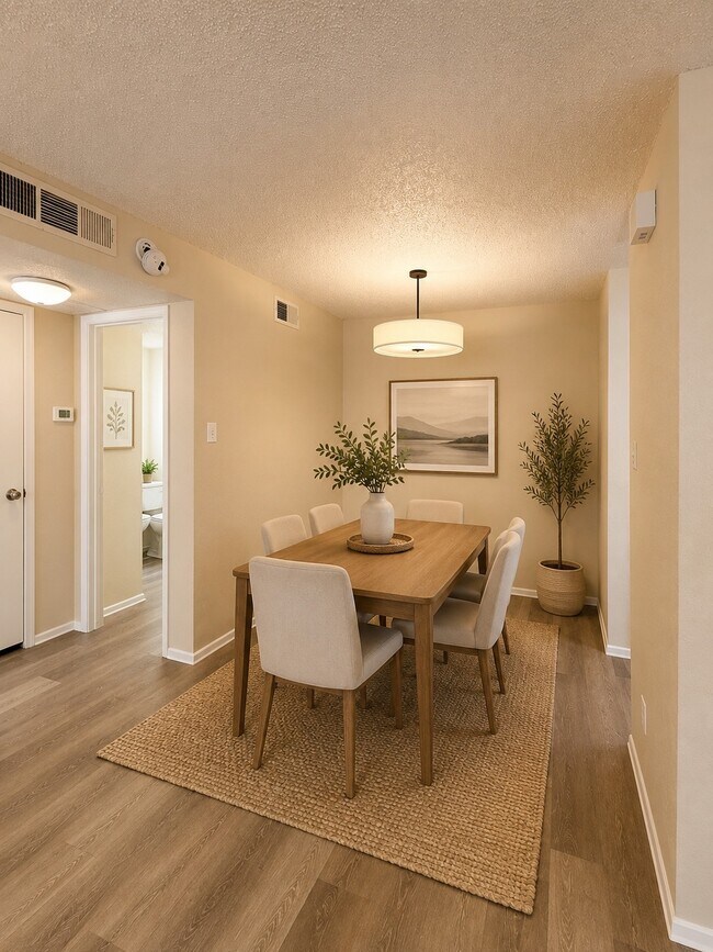 Building Photo - 10053 Westpark Dr Unit 288
