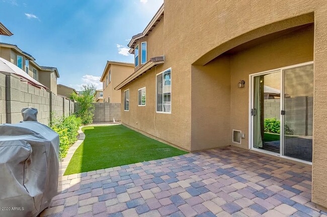 Photo - 7423 S 27th Way