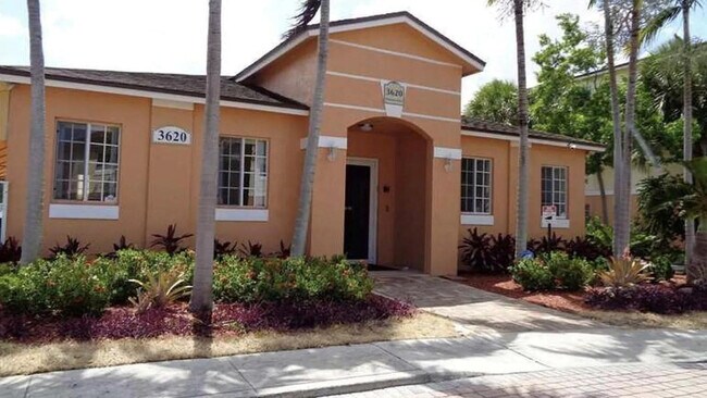 Photo - 3610 N 56th Ave Unit 226