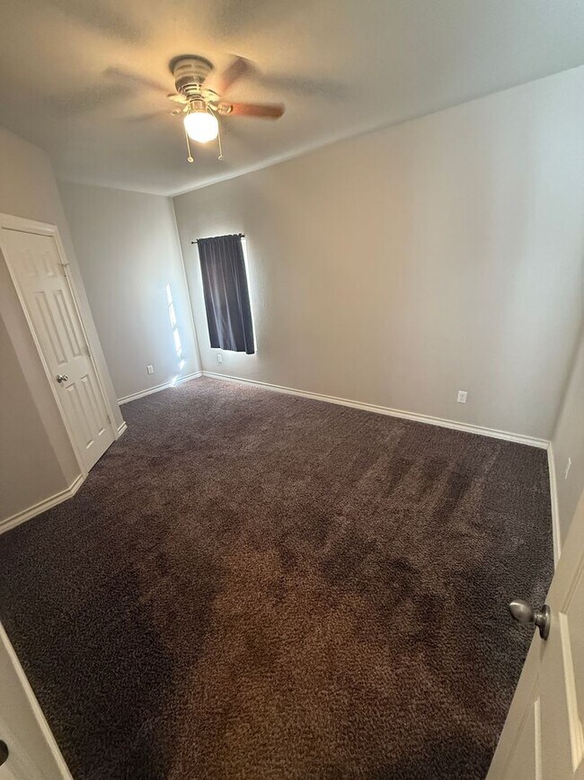 Photo - Medical district 1 bedroom Gem! Available ...
