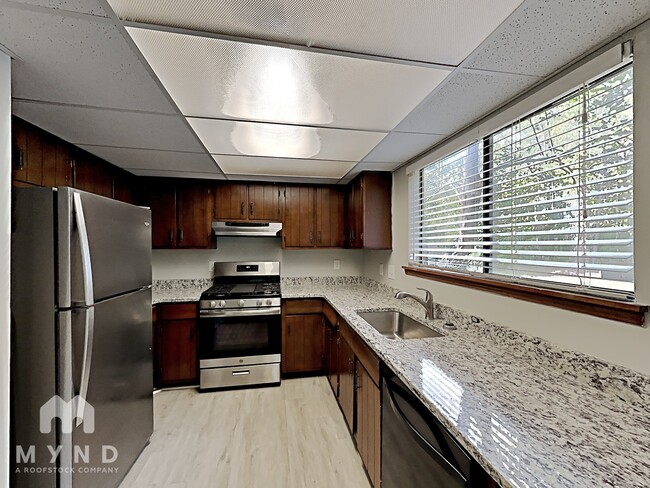 Photo - 8114 Creekstone Ct