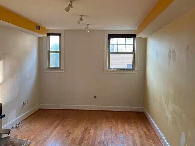 Photo - 3220 17th St NW