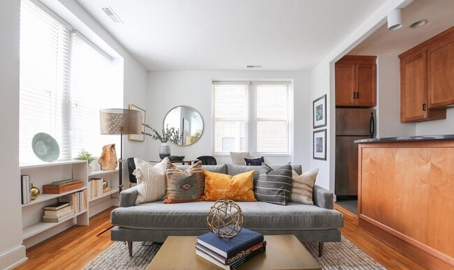 Photo - 1916 17th St NW Unit 113