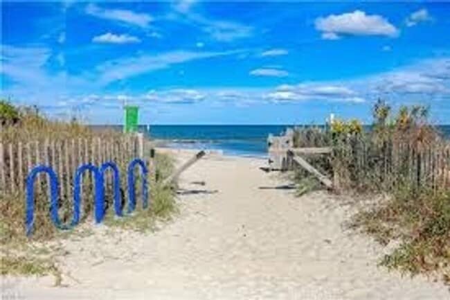 Photo - 811 N 1st St