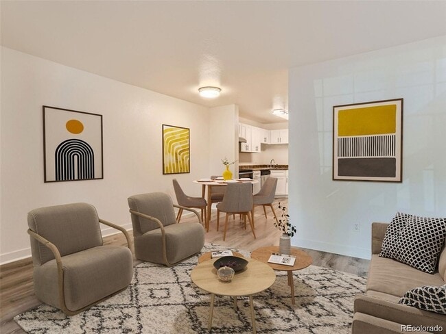 Building Photo - 165 S Sable Blvd Unit R19 Rental