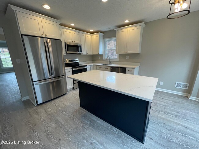 Photo - 7308 Bluffington Rd
