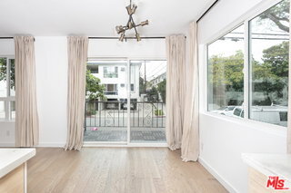 Photo - 560 Kings Rd