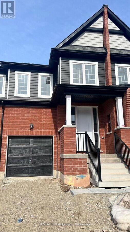 Photo - 154 Molozzi St