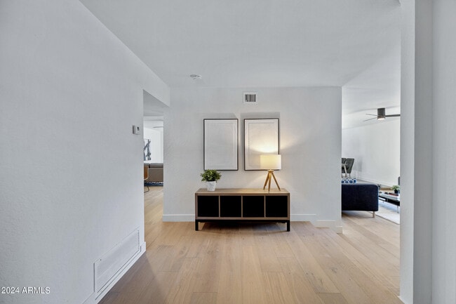 Photo - 2514 N 60th Pl