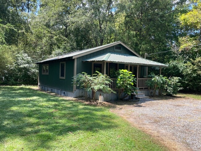 Building Photo - 38 Hill Rd