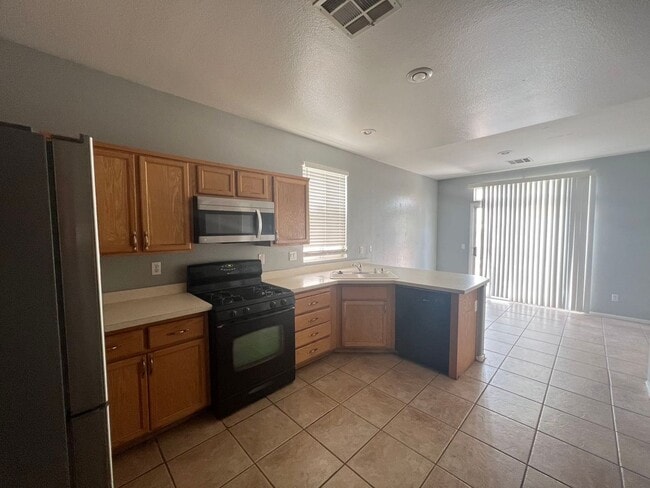 Photo - Nice Single-Family House in Silverado Ranch