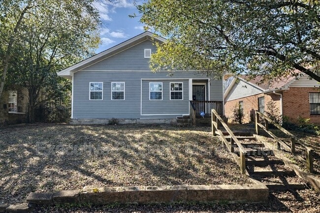 Building Photo - 521 41st St