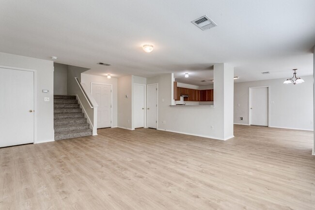 Photo - BEAUTIFUL 3-BEDROOM HOME IN NORTHCLIFFE