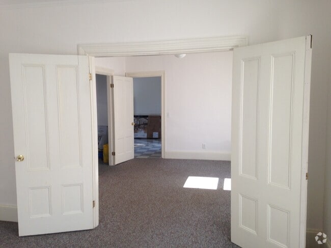 Building Photo - 118 7th St Unit 1 Rental