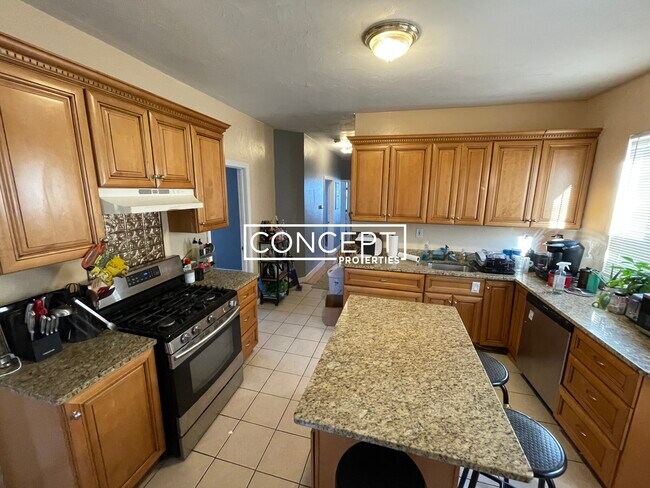 Photo - 8 Eldora St Unit 3