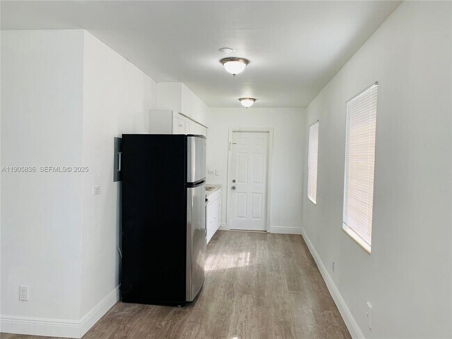 Photo - 738 NE 86th St Unit 8