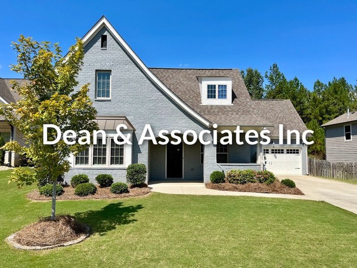 Photo - 472 Lake Chelsea Way