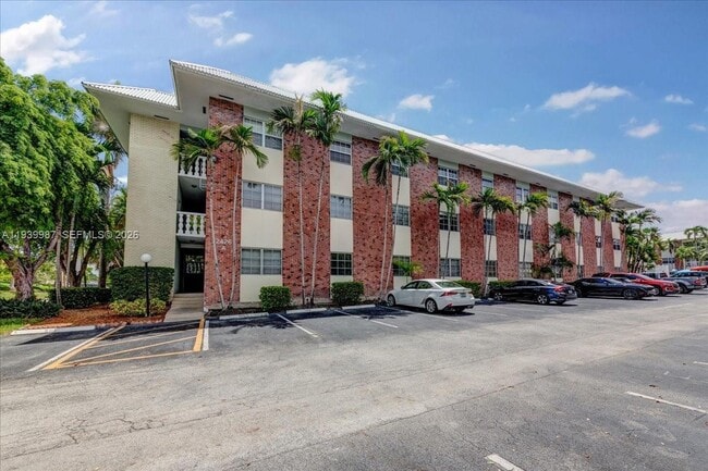 Photo - 2426 SE 17th St Unit 110A