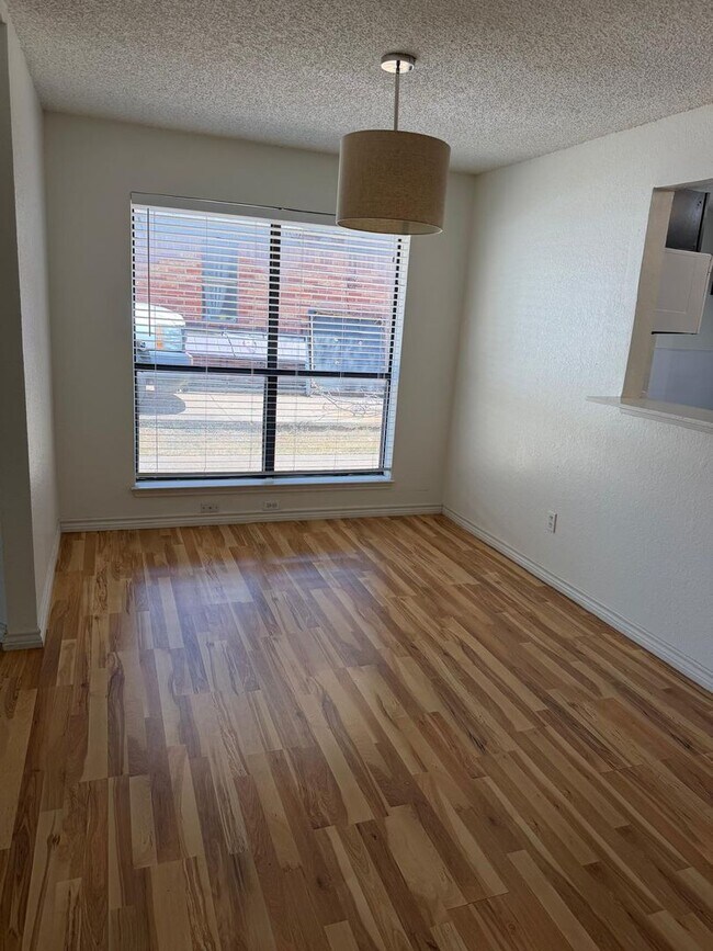 Photo - 3006 Post Oak Dr Unit 3006