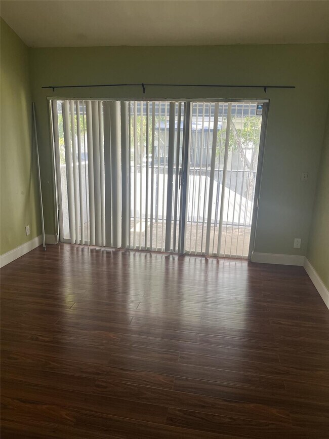 Photo - 2333 SW 82nd Way