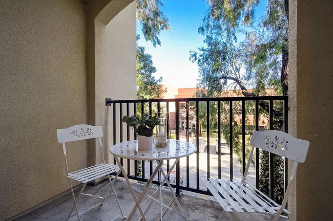 Photo - UNIT 2064 Unit 2064