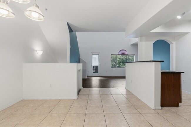 Photo - 2150 W Alameda Rd