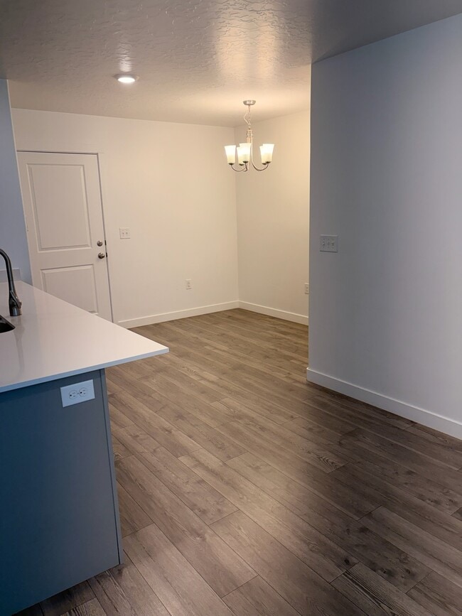 Photo - 1023 E Bigelow Ave