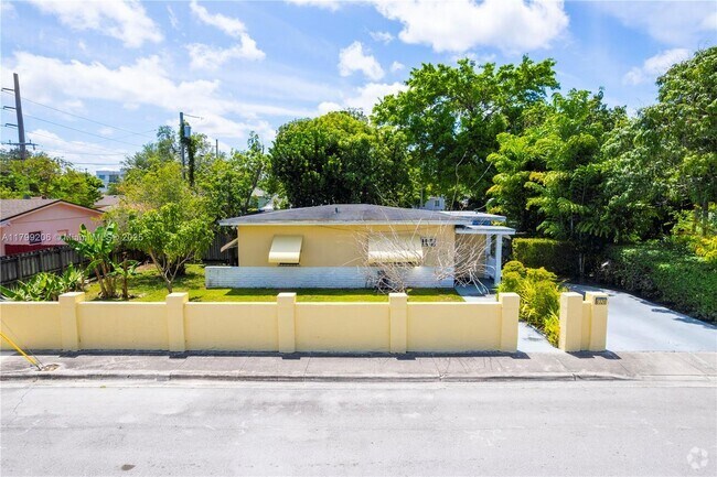 Building Photo - 6320 SW 58th Pl Rental