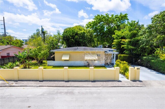 Building Photo - 6320 SW 58th Pl Rental