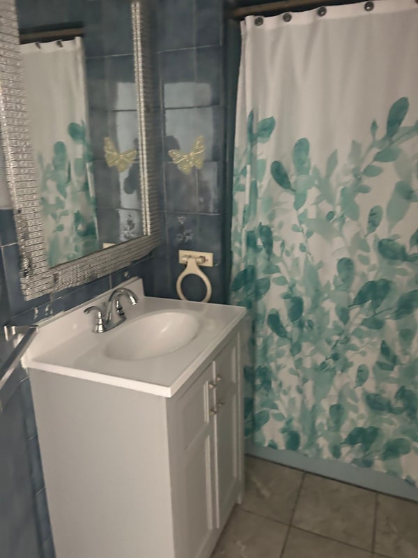 Photo - 34 Savings St