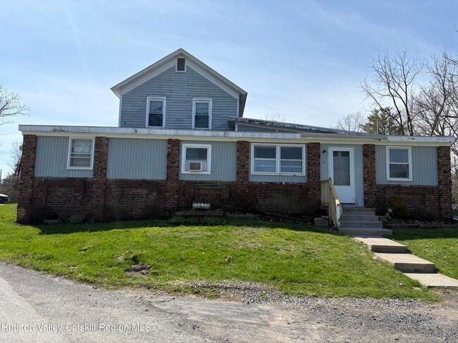 Building Photo - 103-105-105 Flatbush Camp Rd