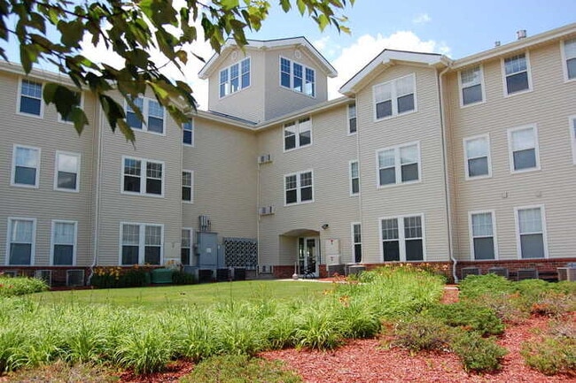 Glendale at the Mansion Apartments