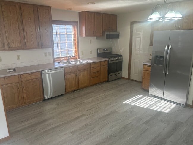 Photo - 3 Bedroom 2 Bathroom Townhouse in Neenah