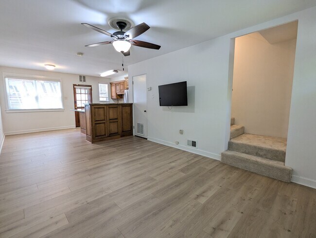 Photo - 54 Faris Cir