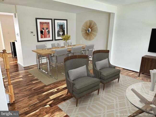 Photo - 114 Madison Ct