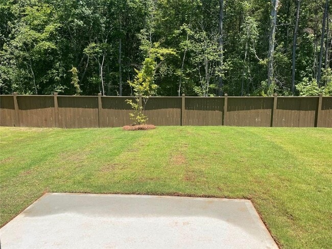 Photo - 667 Summerwood Ln