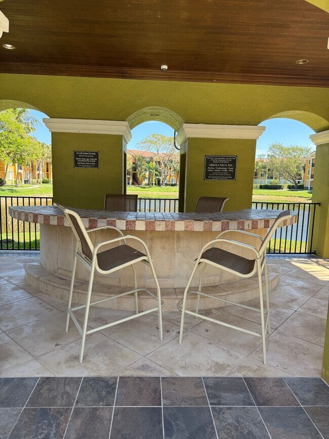 Photo - RESORT STYLE, BEAUTIFUL 2 BEDROOM AND 2 BATHROOMS ON THE TOP FLOOR Unit 304