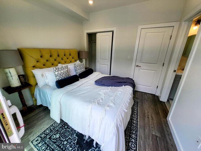 Photo - 1617 Ridge Ave Unit K