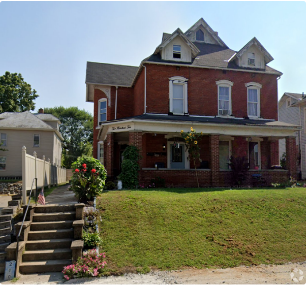 Building Photo - 210 S 3rd St Unit 3 Rental