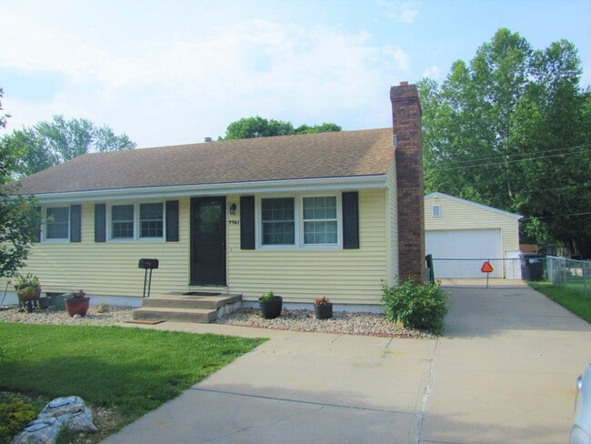 7701 Grover St - 7701 Grover St